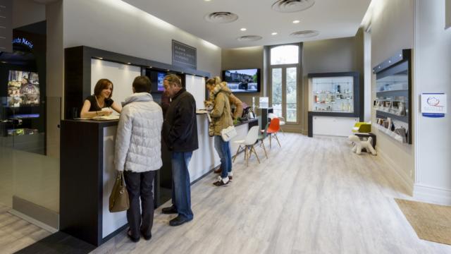 Interior de la Oficina de Turismo del Alto Bearne