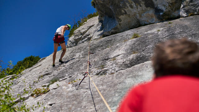 Escalade de la falaise d'arguibelle à Lanne en Baretous