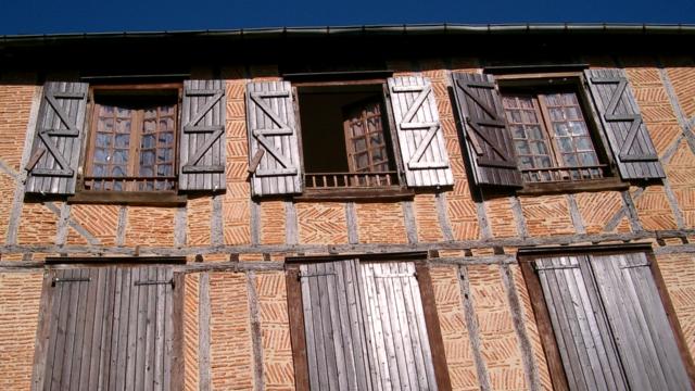 Casa medieval en el barrio de Sainte-Croix en Oloron Santa-María