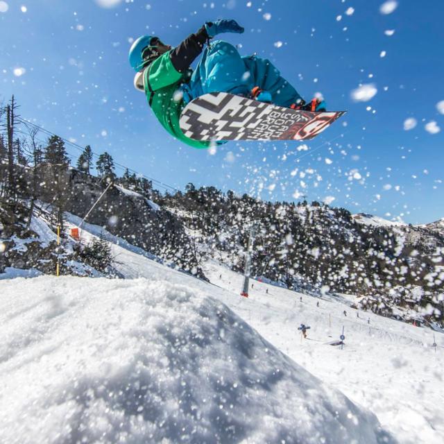 Snowboarder en La Pierre Saint-Martin