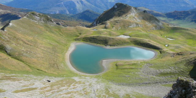 Lac du Montagnon d'Iseye en forme de coeur