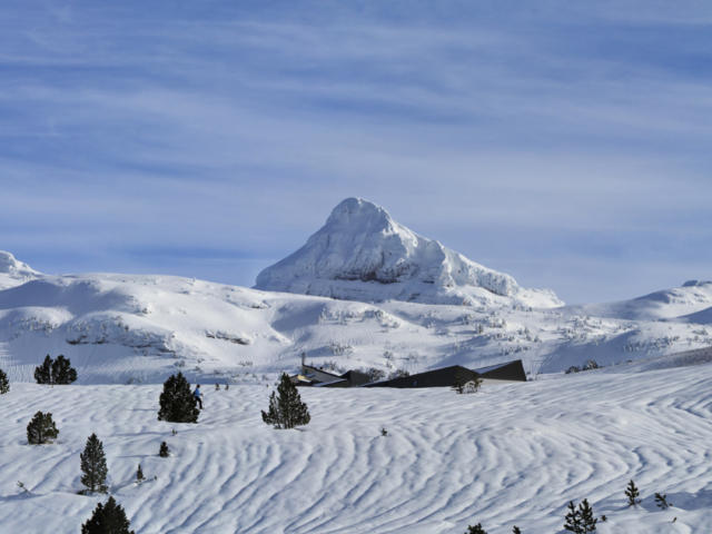 Vue enneigée depuis La Pierre Saint-Martin